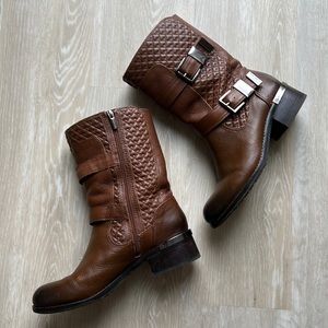 Vince Camuto midi boot